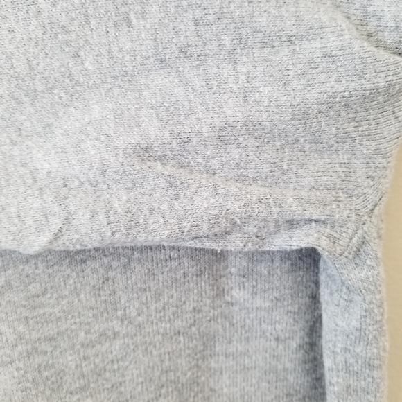 Banana Republic Factory Light Sweater - Picture 6 of 8